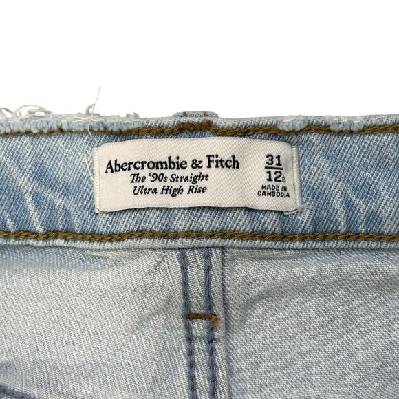 Abercrombie & Fitch Ultra High Rise 90s Straight Jeans Light Destructed Wash - Picture 4 of 9